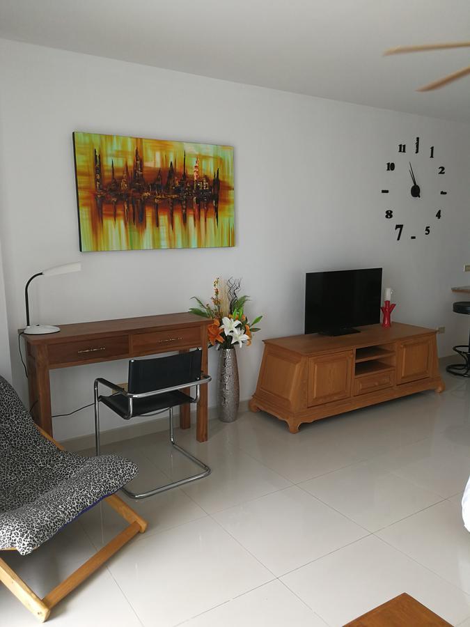 Studio View Talay 5C Apartment Pattaya Exterior photo